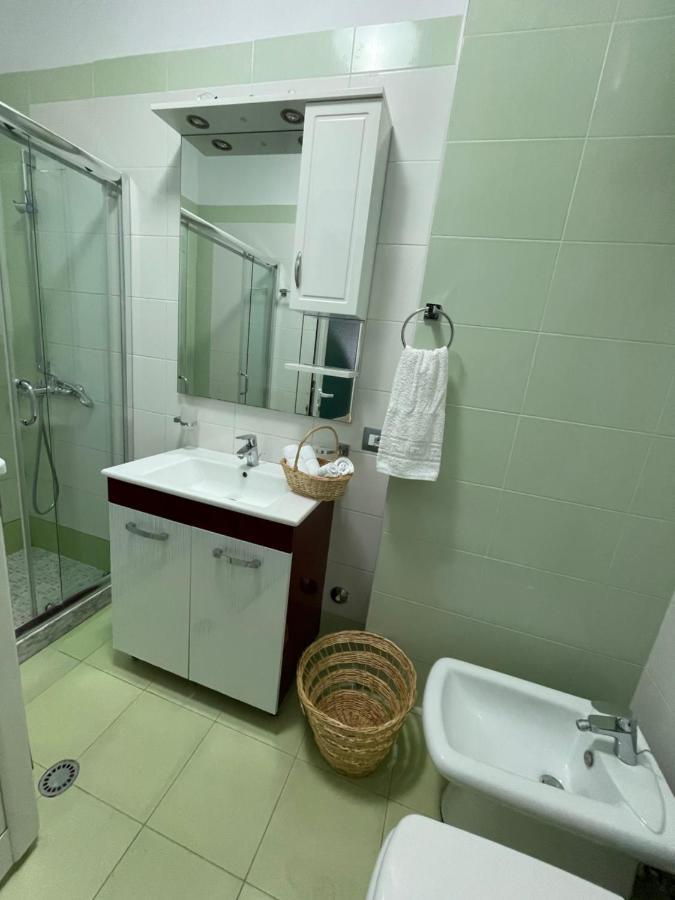 Ola Apartament 2 Саранда Екстер'єр фото